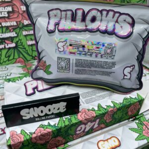 Pillows rose